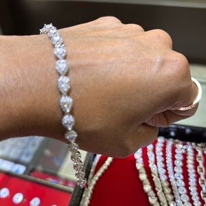 Dazzling Silver Bracelet with CZ cubic Zirconia 7”